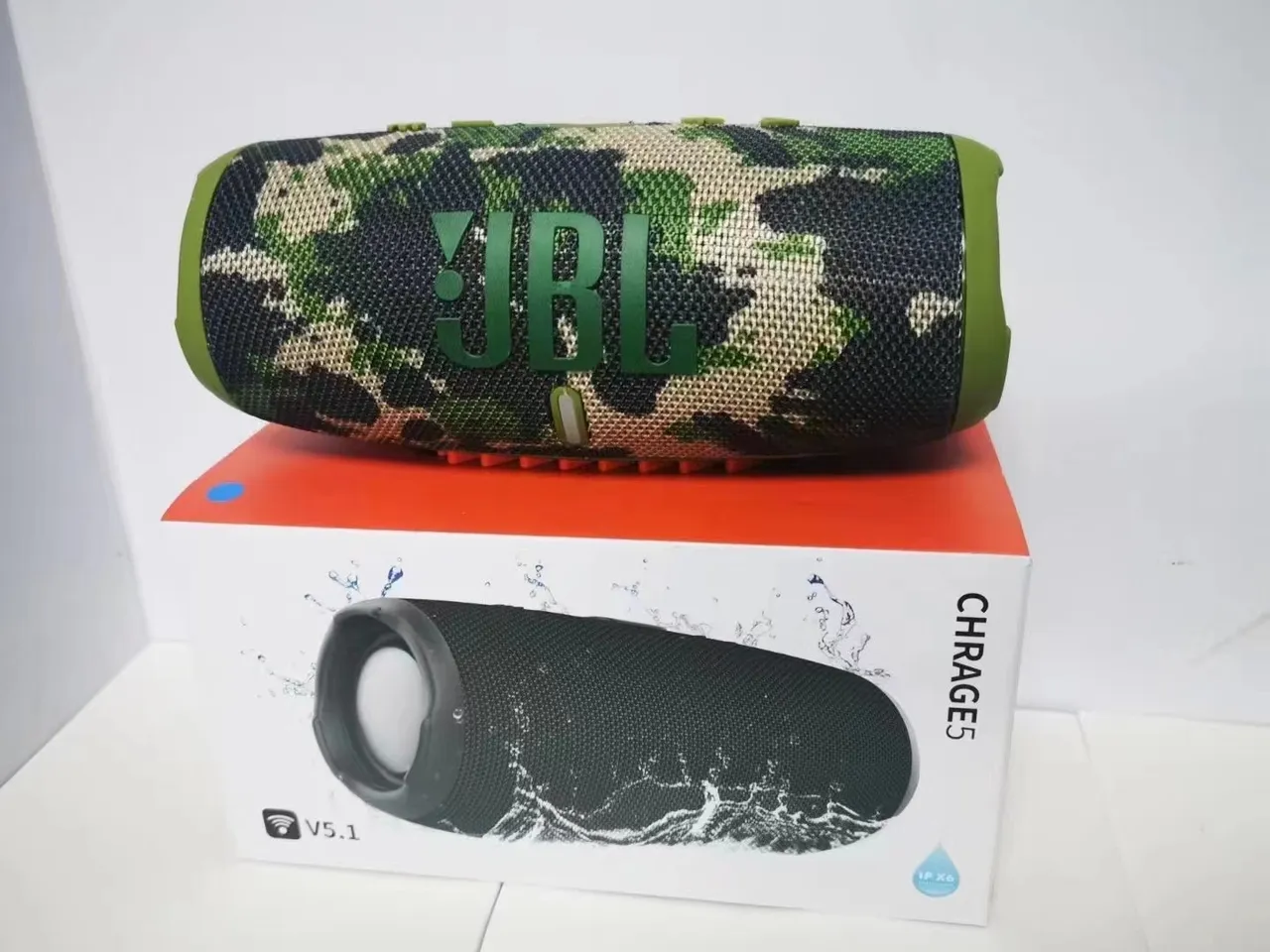 JBL Charge Red Multicolor Cylindrical Fabric-Grille Portable Speaker 2