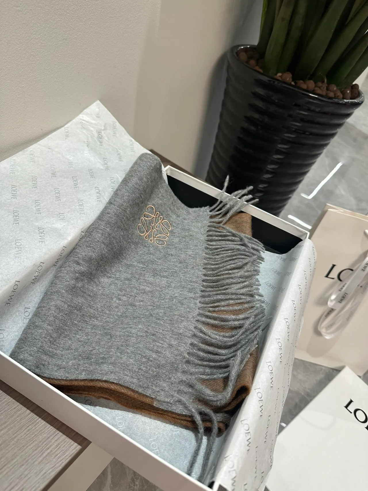 Loewe Anagram Embroidered Gray Cashmere Scarf 4