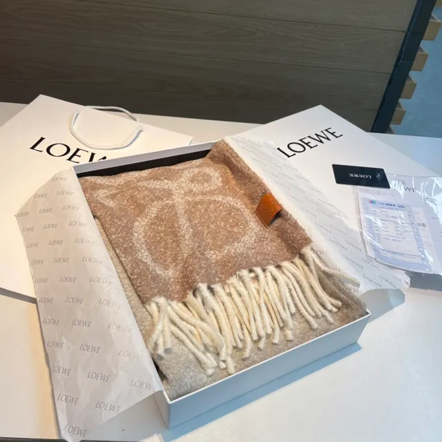 Loewe Cachecol de Caxemira Bege com Padrão Jacquard Tecido e Bordas com Franjas 5