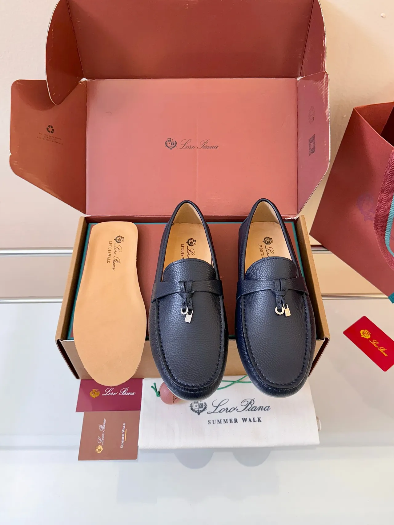 Loro Piana لوفر أسود أبيض جلد مقشف حزام مربوط 6