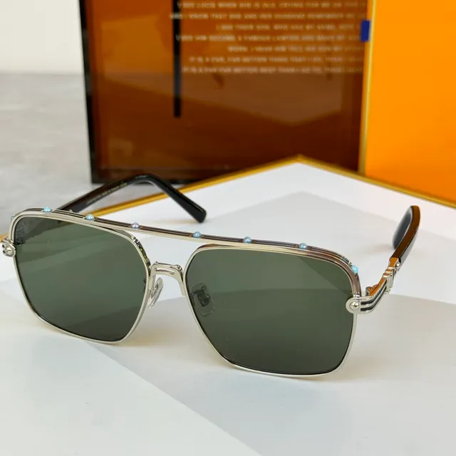 Louis Vuitton Aviator-Style Square Gradient Pink Amber Sunglasses 4
