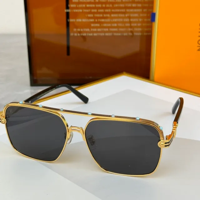 Louis Vuitton Aviator-Style Square Gradient Pink Amber Sunglasses 9