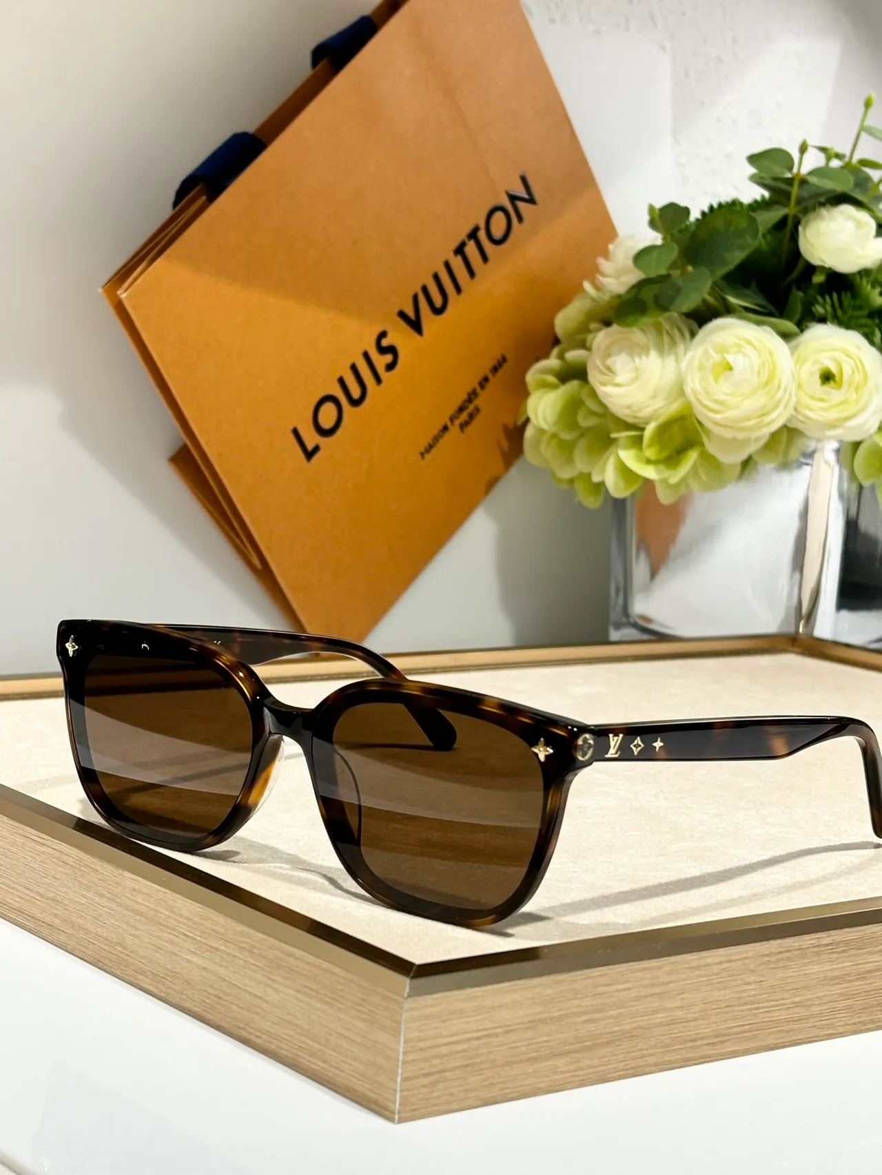 Louis Vuitton Black Blue Rectangular Acetate Frame Gradient Lenses Sunglasses 5