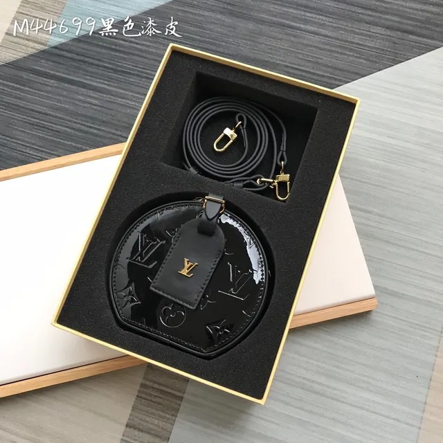 Louis Vuitton Black Gold Circular Embossed Monogram Saddle Bag 3