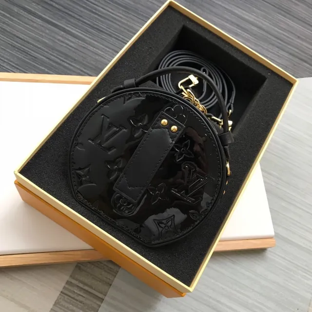 Louis Vuitton Black Gold Circular Embossed Monogram Saddle Bag 7