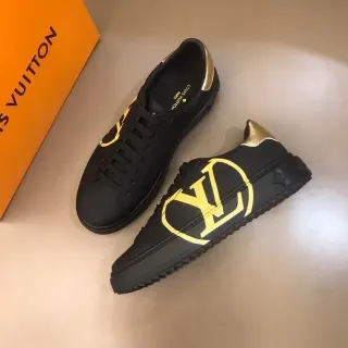 Louis Vuitton Zapatos Lifestyle Negro y Oro Low-Top con estampado Monograma
