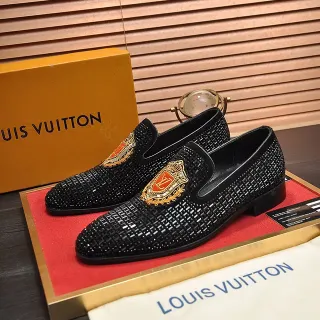 Louis Vuitton 黑色金色编织上层刺绣盾牌徽章乐福鞋