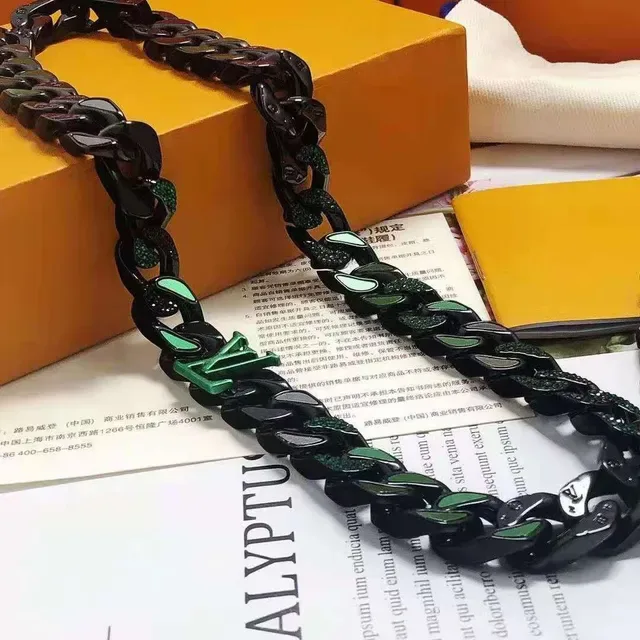 Louis Vuitton Black Green Chunky Curb-Link Chain Enamel Accents Necklace 3