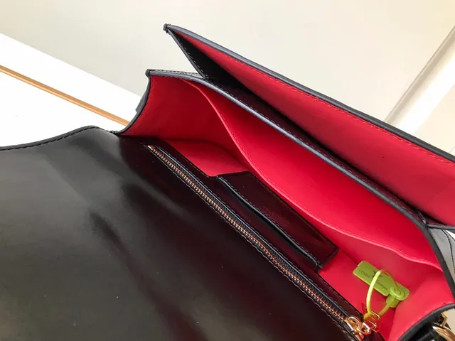 Louis Vuitton Black Leather Flap Crossbody Bag 7