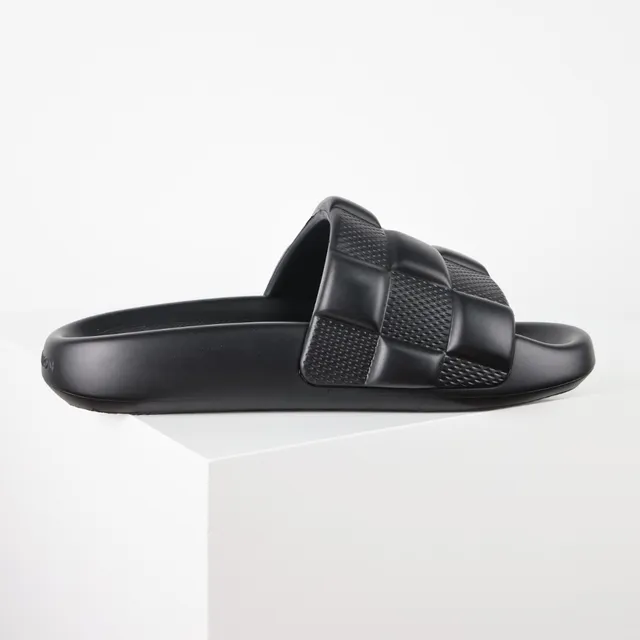 Louis Vuitton Black Quilted Checkerboard Strap Embossed Logo Slippers 7