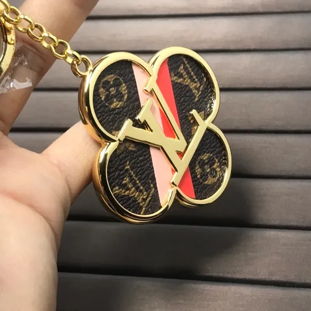 Louis Vuitton Black Red Clover-Shaped Pendant Monogram Canvas Phone Case 4