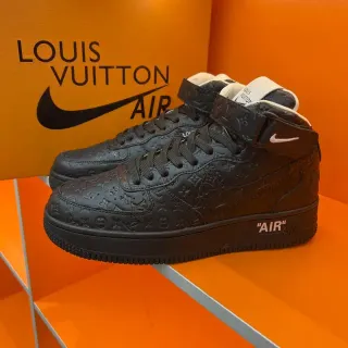 Louis Vuitton Black White High-Top Monogram-Embossed Leather Lifestyle Sneakers