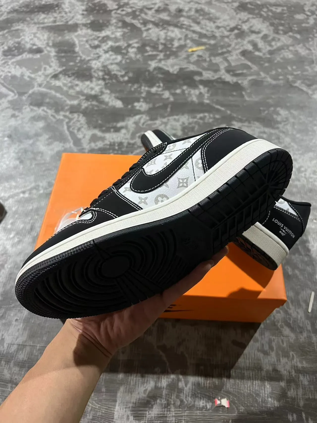 Louis Vuitton Black White Monogram-Printed Panels Contrast Lifestyle Sneakers 6