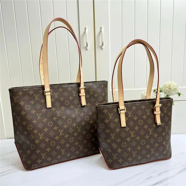Louis Vuitton Marron Beige Monogramme Toile Enroulées Cuir Poignées Sac Tote 10