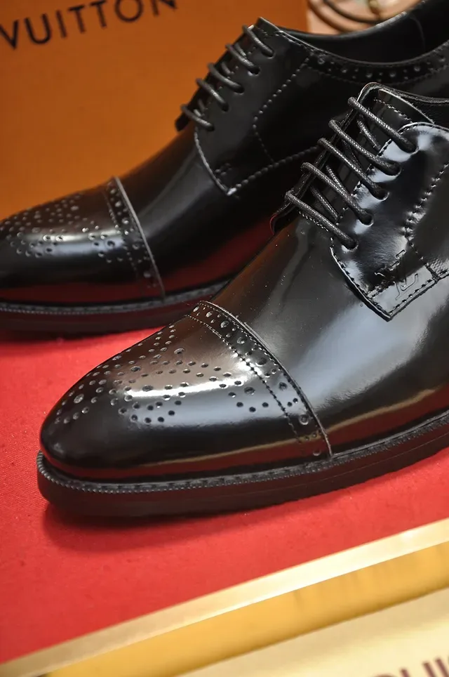 Louis Vuitton Cap-Toe Brogue Oxford Shoes 2