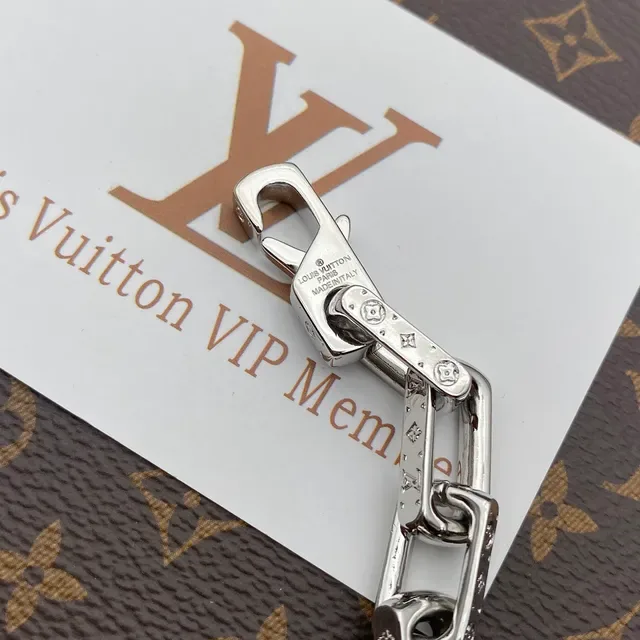 Louis Vuitton Chain Necklace Silver-Tone Engraved LV Motif Necklace 5
