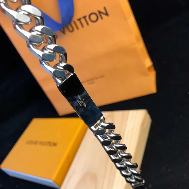 Louis Vuitton Chaîne Argent Bleu Épais Curb Détail Plaque Émaillée Bracelet 3