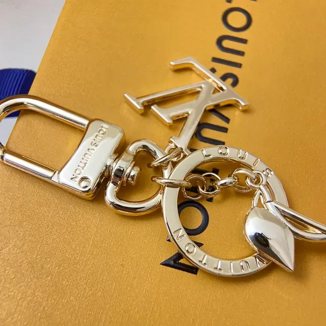 Louis Vuitton Cherry Key Holder Red Gold Metal Enamel Charms Crossbody Bag 5