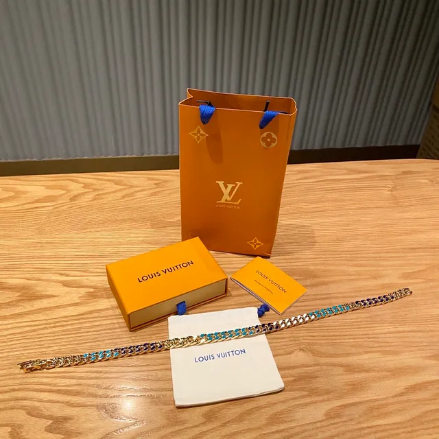 Louis Vuitton Curb Link Gold Multicolor Chain Enamel-Inlaid Teardrop Links Necklace 7