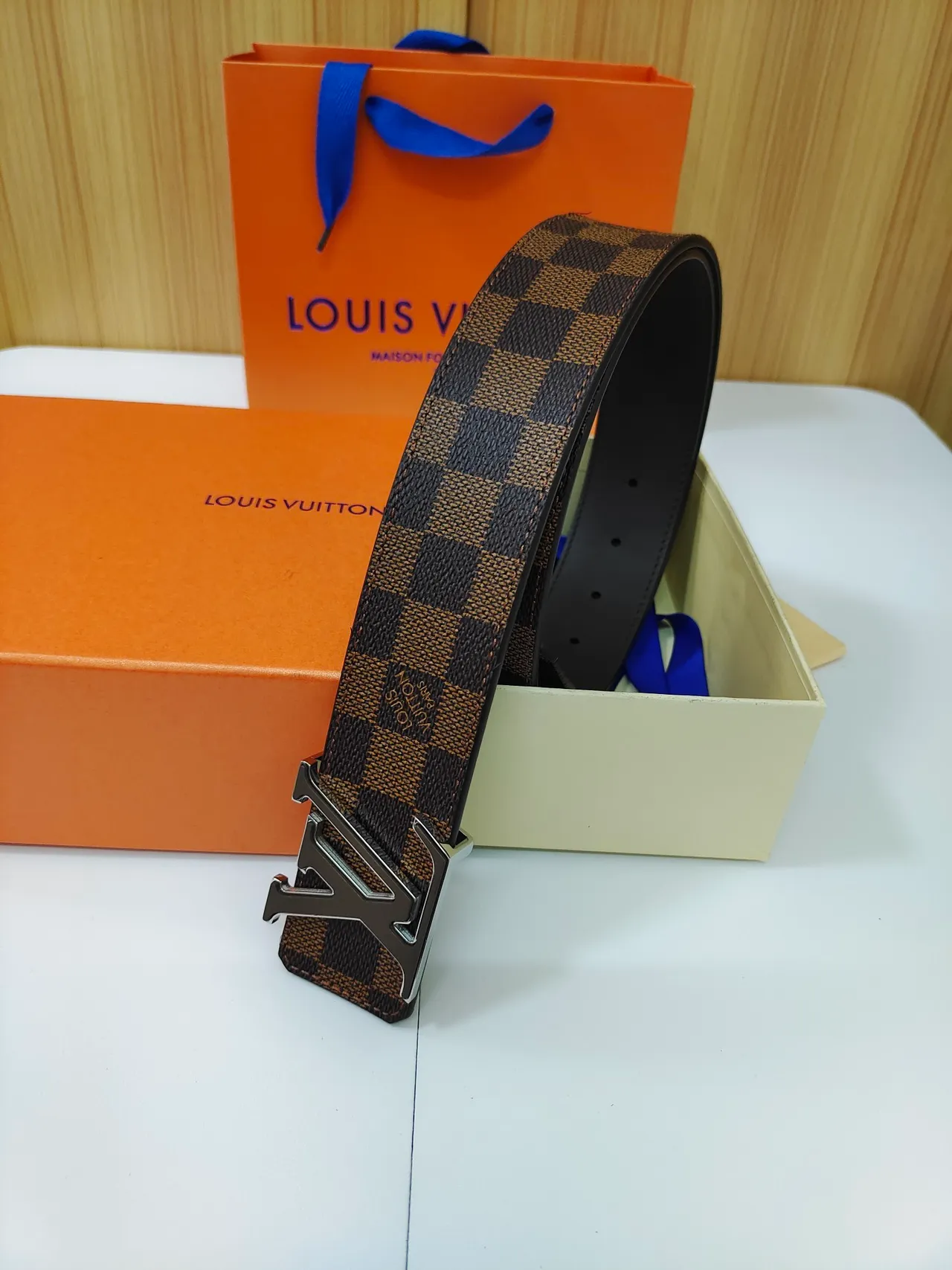 Louis Vuitton Damier Ebène Check حزام جلدي 6