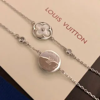 Louis Vuitton 花朵和印花圆盘银色项链