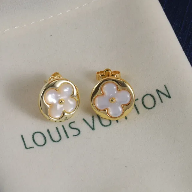 Louis Vuitton Flower Gold White Chain Mother-of-Pearl Floral Charms Necklace 5