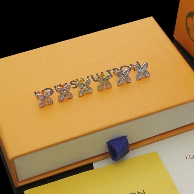 Louis Vuitton Flower Motif Square Pavé Earrings 7