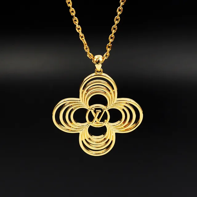 Louis Vuitton Flower Multi-Ring Floral Pendant Necklace 2