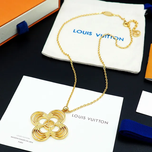 Louis Vuitton Flower Multi-Ring Floral Pendant Necklace 11