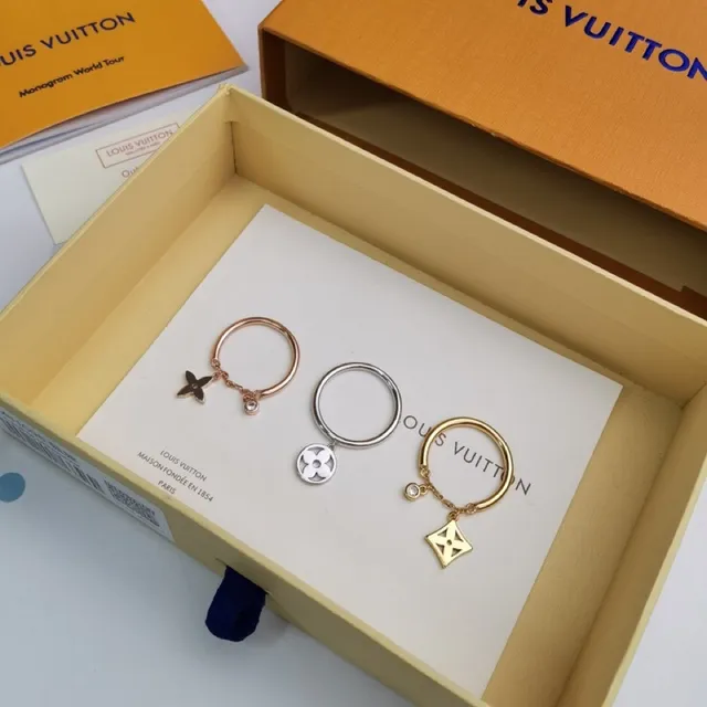 Louis Vuitton Bague en or et argent empilable multi-bandes de métal mixte 4