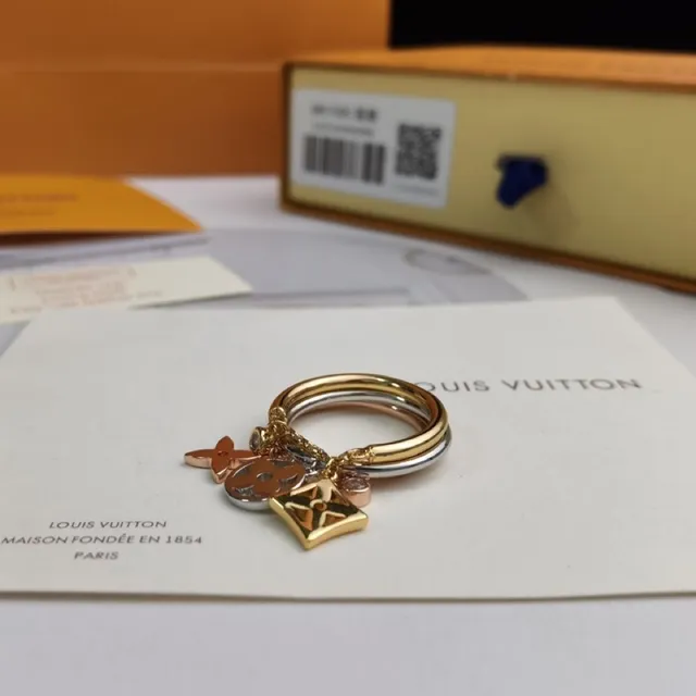 Louis Vuitton Bague en or et argent empilable multi-bandes de métal mixte 7