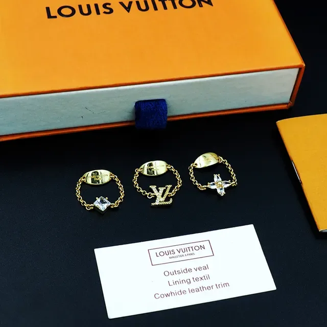 Louis Vuitton Gold-Tone Chain-Link Crystal Motif Rings 7