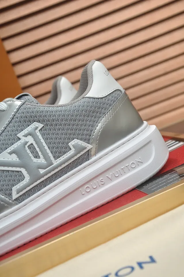Louis Vuitton Gray Silver Low-Top Platform Sole Lifestyle Sneakers 2