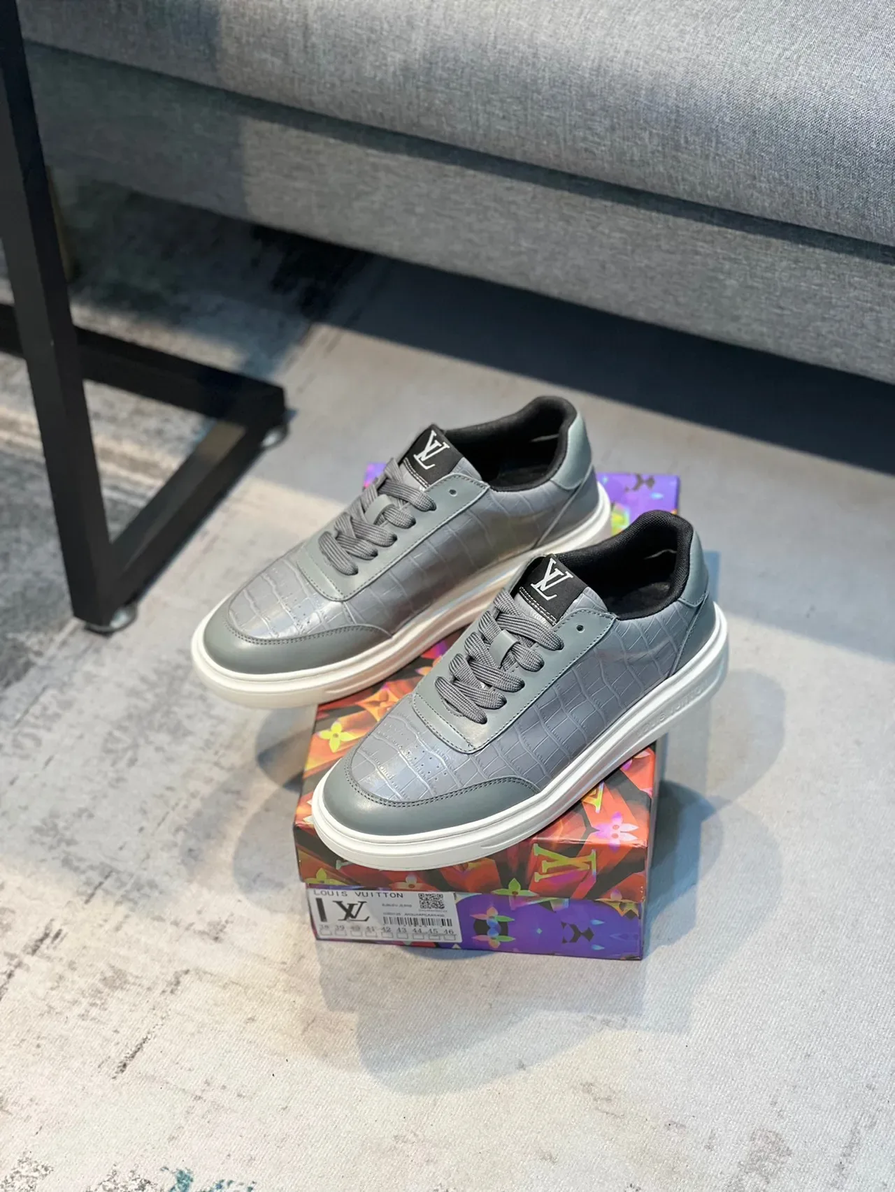 Louis Vuitton Gray White Crocodile-Embossed Leather Low-Top Lace-Up Lifestyle Sneakers 7
