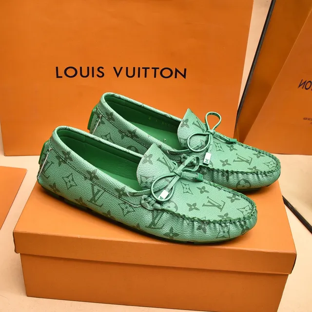 Louis Vuitton Green Monogrammed Leather Knotted Bow Detail Loafer 2