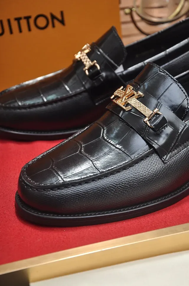 Louis Vuitton Horsebit Loafer Black Croc-Embossed Leather Loafers 2