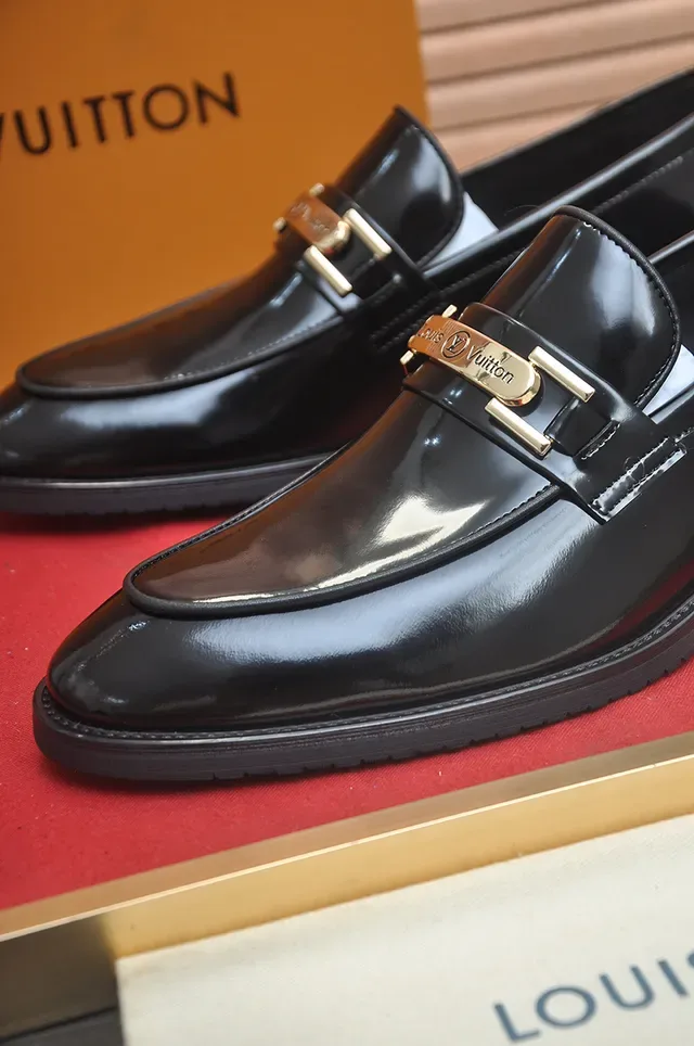 Louis Vuitton Horsebit Loafer Black Patent Leather Loafers 2