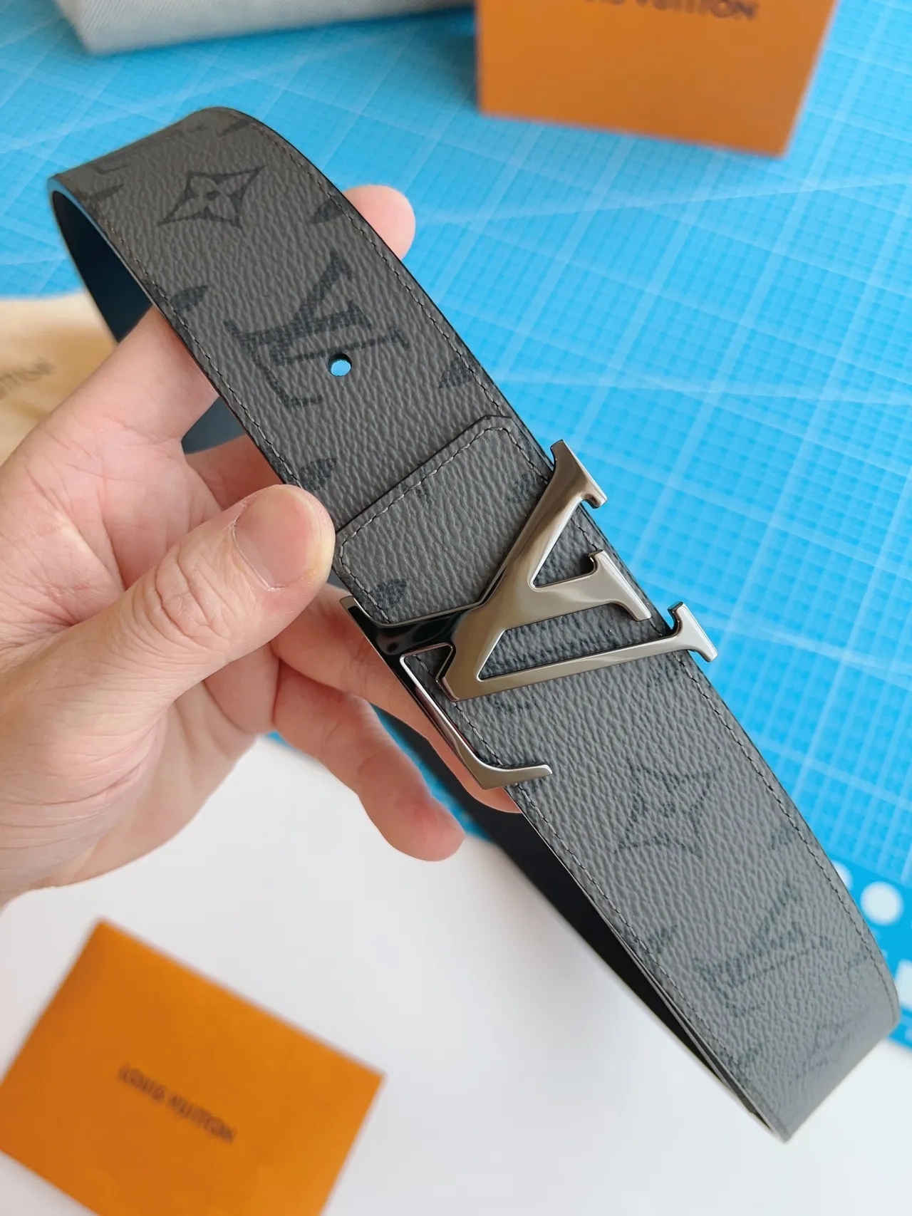 Louis Vuitton Initiales Reversible Gray Monogram Leather Belt 6