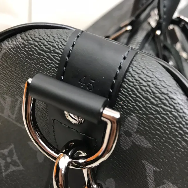 Louis Vuitton Keepall Bandoulière Monogram Eclipse Black sac duffel 17