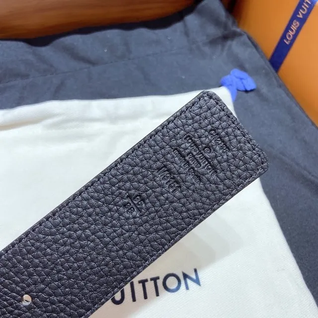 Louis Vuitton LV Initiales বাদামি এবং কালো চামড়ার বেল্ট 2
