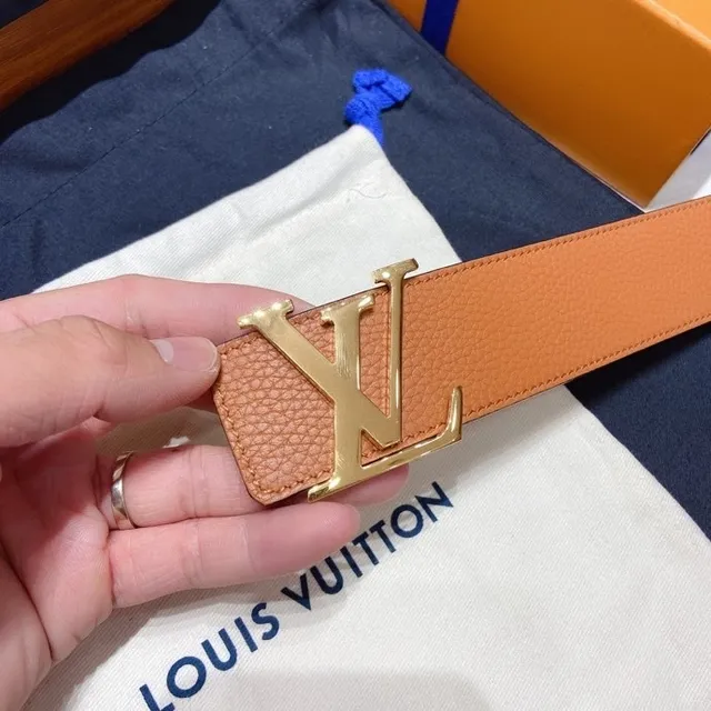 Louis Vuitton LV Initiales বাদামি এবং কালো চামড়ার বেল্ট 8