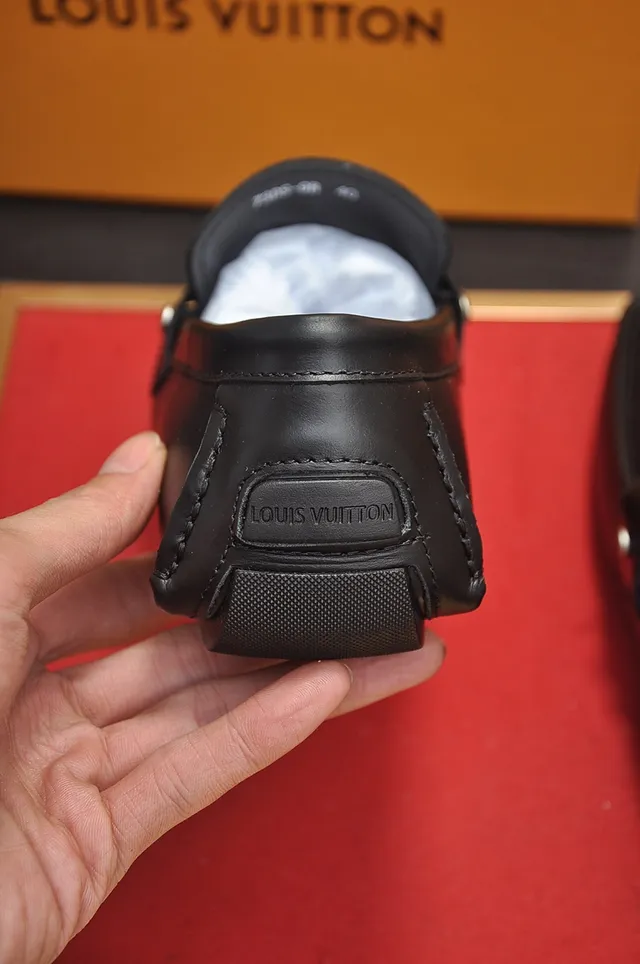 路易威登 LV 乐福鞋 黑色皮革 LV Twist Buckle 乐福鞋 2