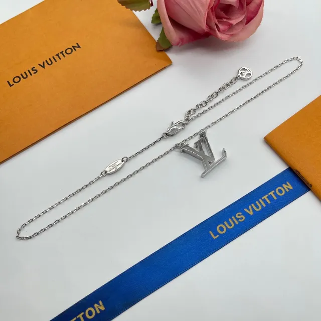 Louis Vuitton LV Monogram Silver-Tone Chain Necklace 3