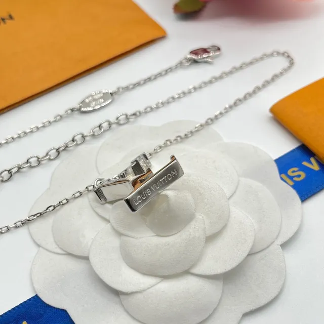 Louis Vuitton LV Monogram Silver-Tone Chain Necklace 7
