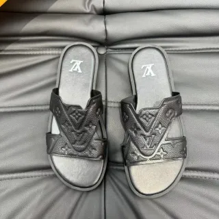 Louis Vuitton LV Slide काली चांदी मोनोग्राम लेदर स्ट्रैप V-आकार क्रॉसओवर डिज़ाइन स्लिपर्स
