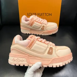 لويس فويتون LV Trainer بيج بينك كعب منصة جلد طبقي وشبكة علوية حذاء رياضي سميك