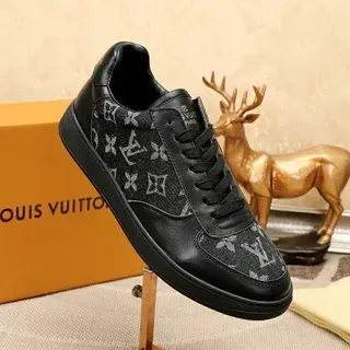 Louis Vuitton LV Trainer Negro Gris Monogramado Textil Cuero Suave Sneakers Lifestyle