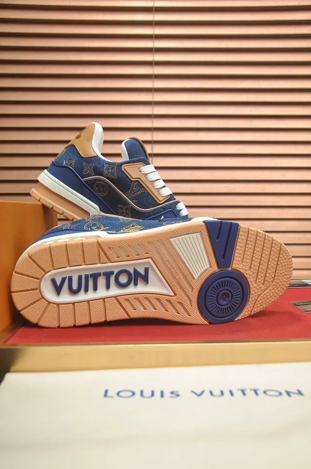 Louis Vuitton LV Trainer নীল বেইজ ডিনিম উপর মনোগ্রাম এমব্রয়ডারী লাইফস্টাইল স্নিকার্স 3