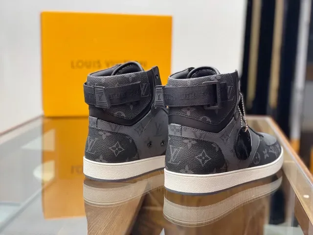লুইস ভিটন LV Trainer ধূসর কালো হাই-টপ মোনোগ্রাম ক্যানভাস লাইফস্টাইল স্নিকার্স 3