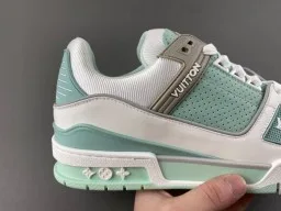 Louis Vuitton LV Trainer Vert Blanc Semelle Médiane Multicouche Maille Perforée Supérieure Sneakers Lifestyle 3